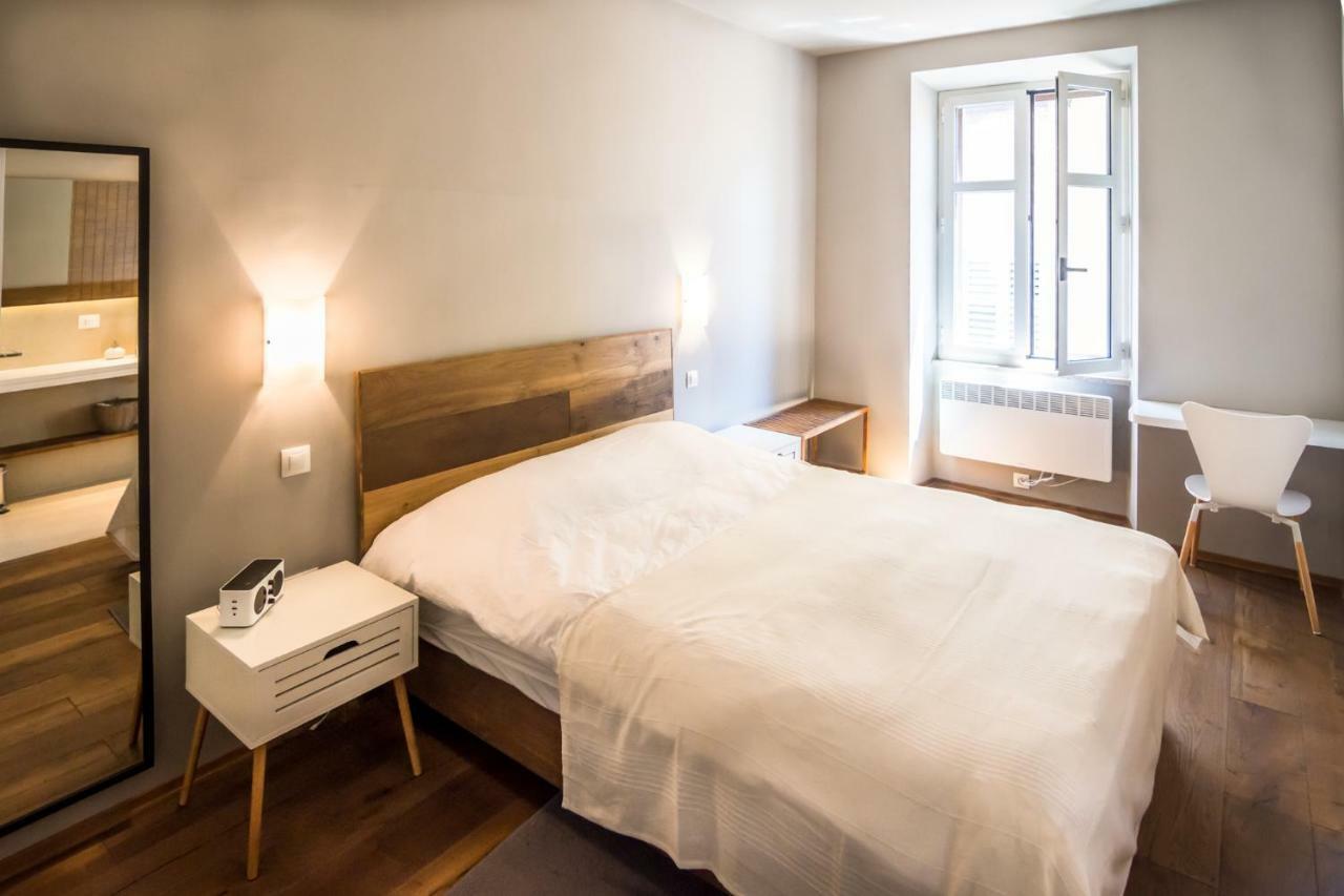 Apartment Festina Lente 罗维尼 外观 照片